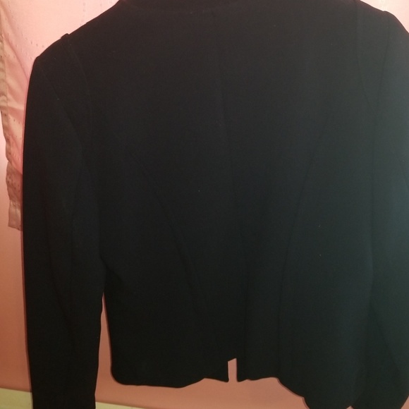 Blazer - Picture 2 of 3